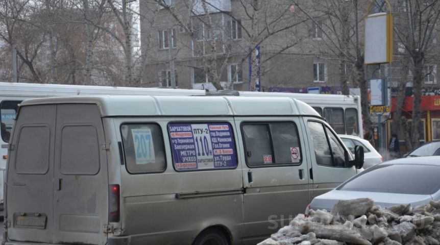 Водитель омской «ГАЗели» рассказал всю правду о проверках маршрутчиков Водитель омской «ГАЗели» рассказал всю правду о проверках маршрутчиков