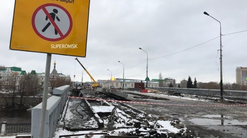 Город потерял хозяина. Что успел сделать Фролов на посту мэра Омска Город потерял хозяина. Что успел сделать Фролов на посту мэра Омска
