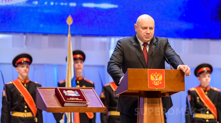 После Фадиной мэр Омска Шелест дополнил кабинет Путиным и Георгием Победоносцем После Фадиной мэр Омска Шелест дополнил кабинет Путиным и Георгием Победоносцем
