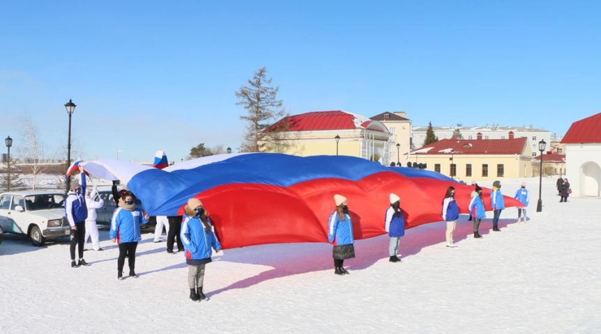 Омские студотряды выступили в поддержку жителей Донбасса Омские студотряды выступили в поддержку жителей Донбасса