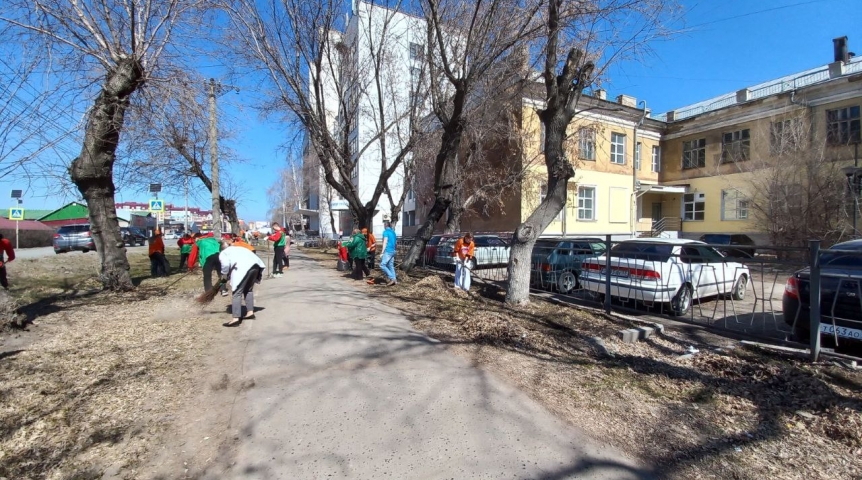 Общество Омичам напомнили правила вывоза мусора после субботников