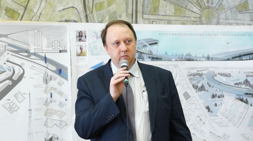 Власть Экс-ректор СибАДИ Кирничный ушел в городское хозяйство
