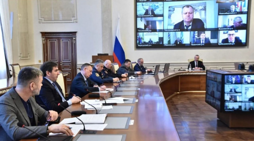 Общество Глава Новосибирской области поставил задачу улучшить подвоз востребованных продуктов в магазины