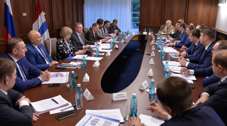 Власть Руководства Газпромбанка и Омской области обсудили инфраструктурные проекты в регионе
