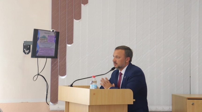 Власть Геннадий Долматов сообщил о ходе подготовки «Королевы спорта» в Омском районе