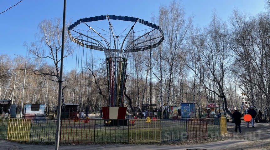 Общество Прокуратура признала опасным батут для детей в центре Омска