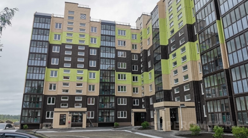 В Центральном округе Омска построили новую высотку В Центральном округе Омска построили новую высотку
