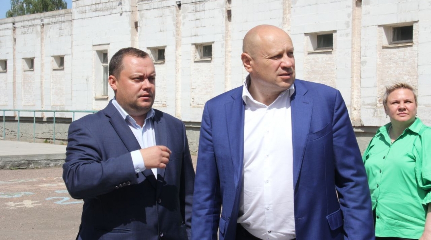 Мэр Шелест объявил о появлении мецената у омской школы