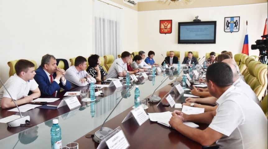 Власти Новосибирской области поддерживают запрос общества на патриотическое воспитание Власти Новосибирской области поддерживают запрос общества на патриотическое воспитание