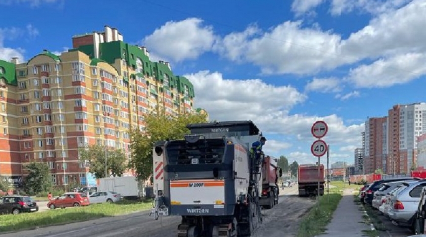Город После жалоб омичей на Левобережье отремонтируют улицу Степанца за 73 миллиона рублей