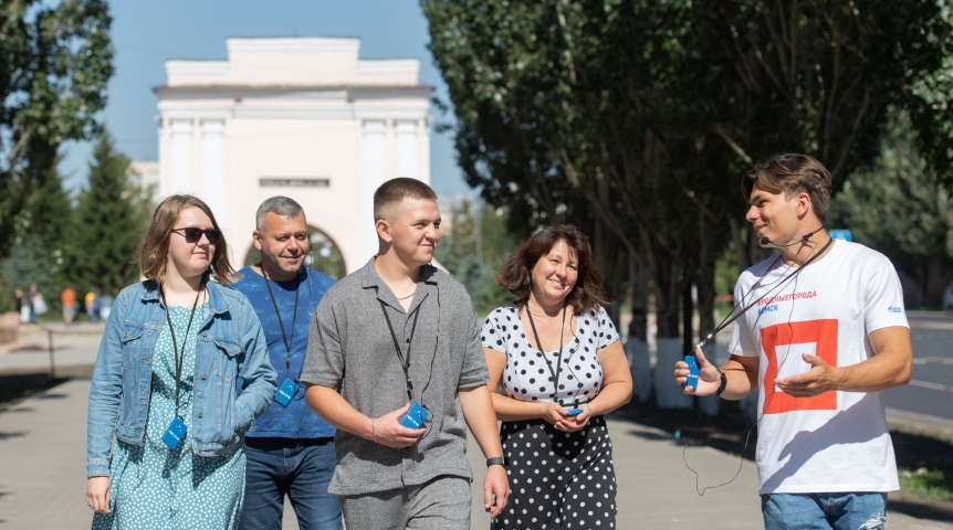 Общество Омский ОНПЗ поддержал старт нового сезона литературных экскурсий