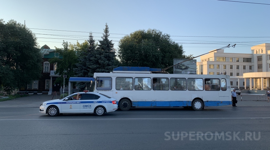 После праздника в выходные омичам предоставят специальные автобусы