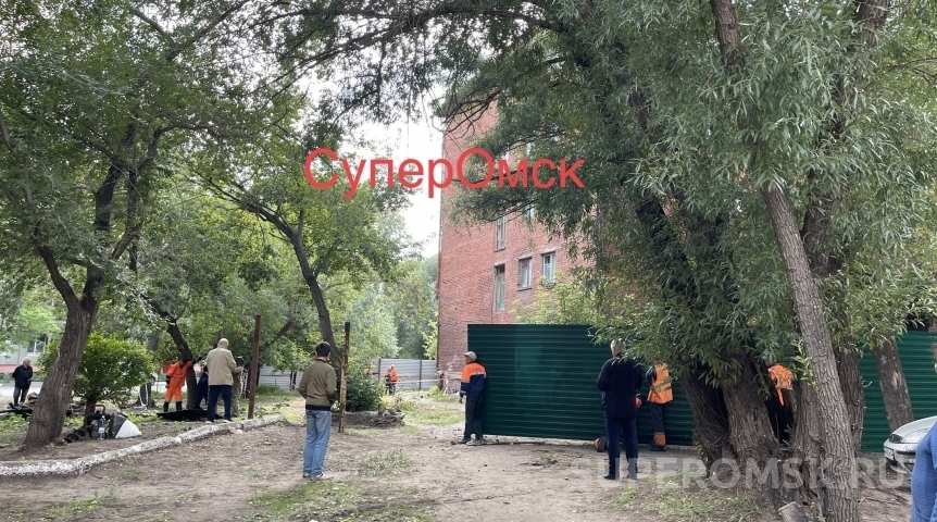 Власть В Омске начались выплаты жильцам рухнувшего дома на Партсъезда