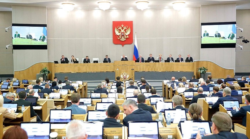 Власть Госдума ужесточила ответственность за преступления против военной службы