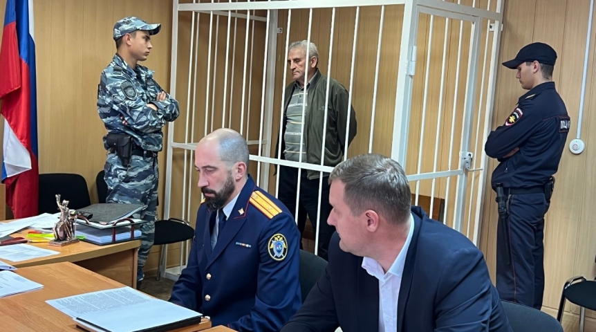 Задержанного спустя 12 лет предполагаемого насильника-форточника изолировали на два месяца