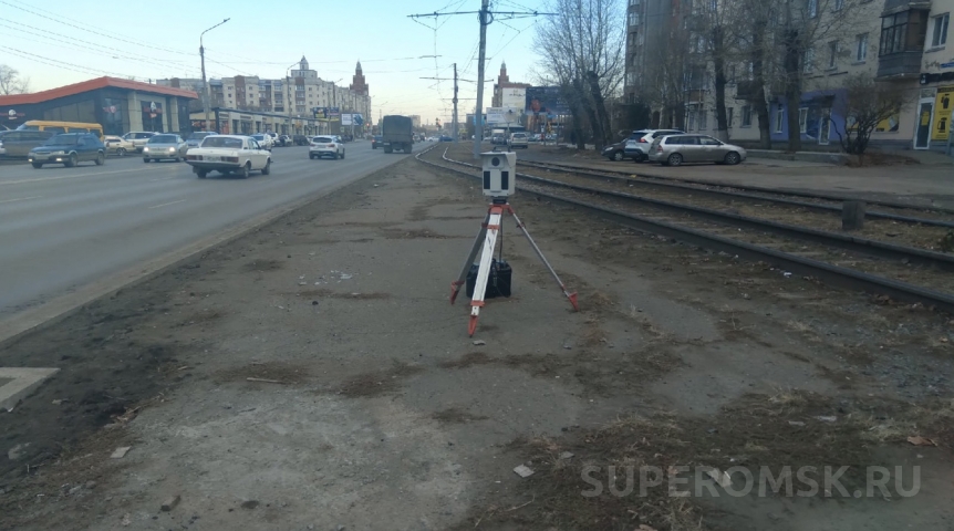 За омичами на мокрых дорогах проследят камеры За омичами на мокрых дорогах проследят камеры
