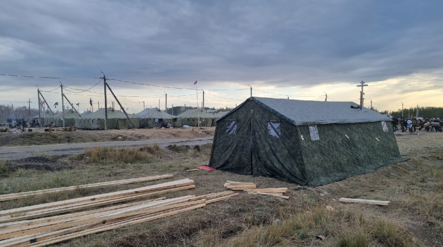 Омский священник показал новый «передвижной» храм для мобилизованных