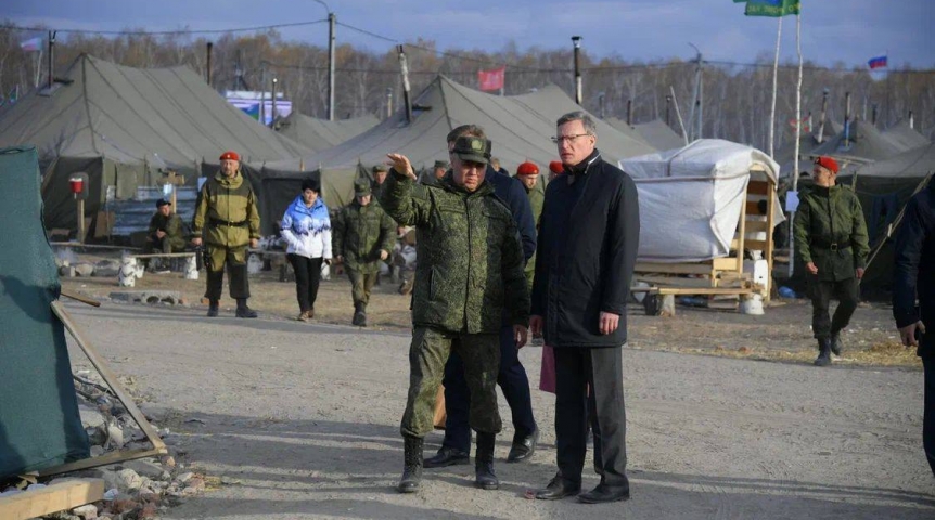 В Омске мобилизованных обучают на снайперов и командиров боевых машин В Омске мобилизованных обучают на снайперов и командиров боевых машин