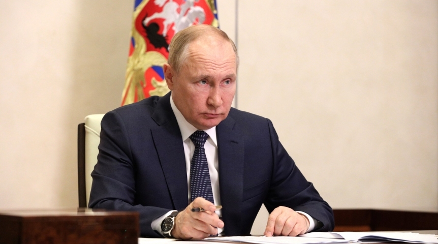 Власть Владимир Путин присвоил почетное звание главному омскому синоптику