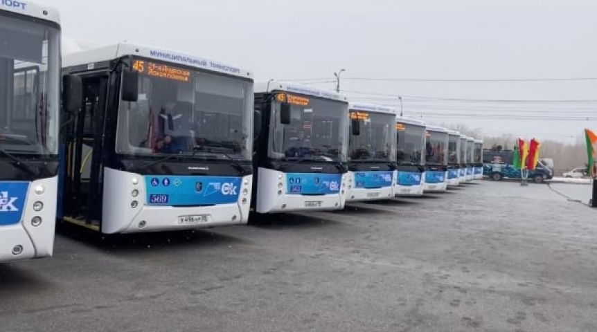 По каким маршрутам Омска пустят 22 новых автобуса По каким маршрутам Омска пустят 22 новых автобуса