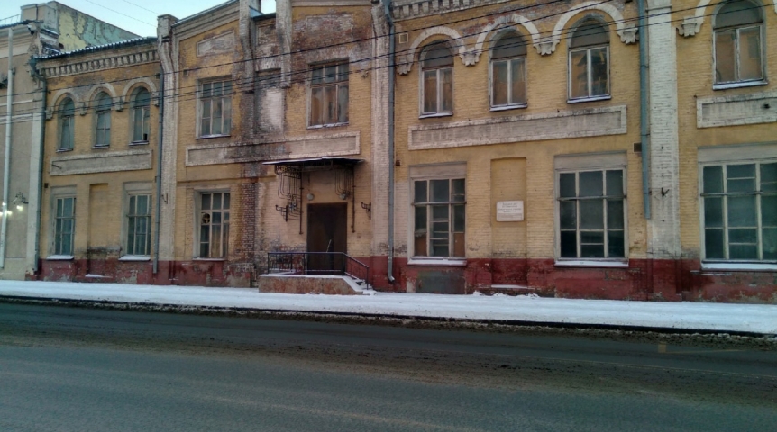 Некрасивое: шесть унылых зданий в центре Омска Некрасивое: шесть унылых зданий в центре Омска