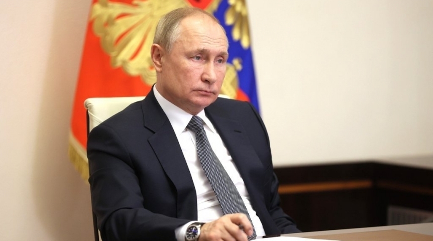 Путин распорядился наградить двух железнодорожников Омска Путин распорядился наградить двух железнодорожников Омска