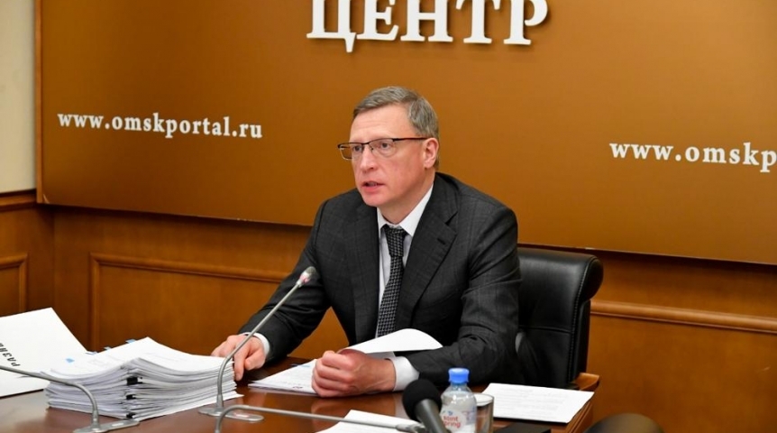 Власть Омский губернатор Бурков впервые прокомментировал свое попадание под санкции Великобритании