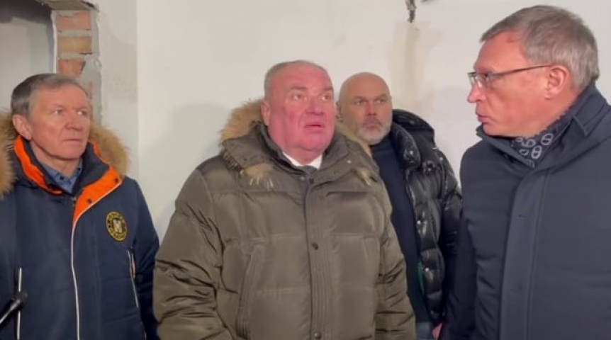 Омский губернатор Бурков жестко раскритиковал подрядчиков из-за срыва строительства дома-интерната Омский губернатор Бурков жестко раскритиковал подрядчиков из-за срыва строительства дома-интерната