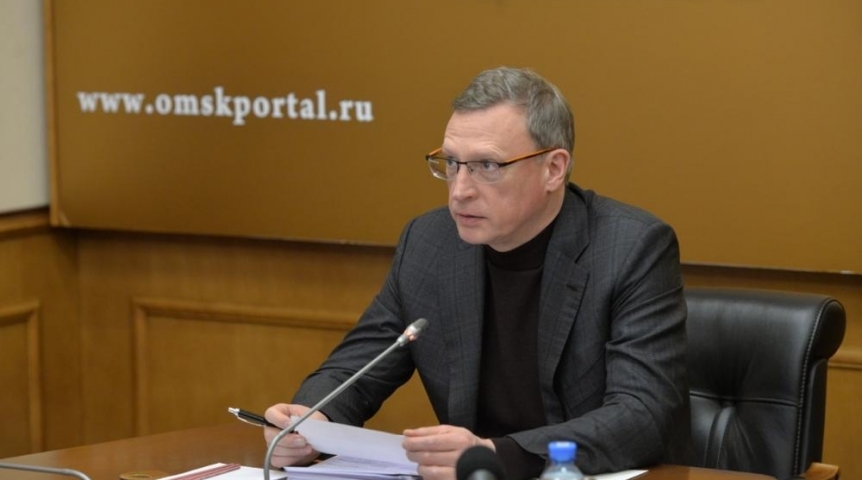 Власть Омский губернатор Александр Бурков рассказал о новом члене семьи