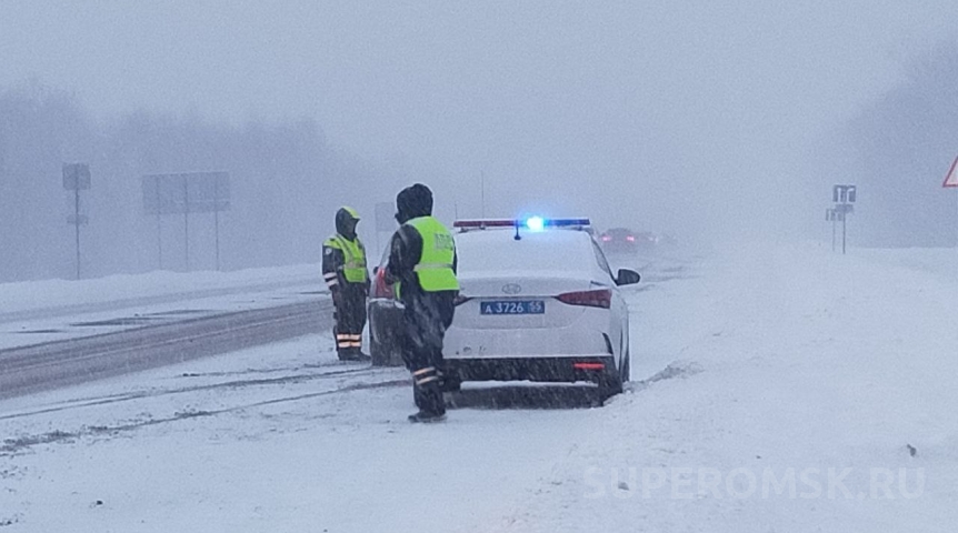 Для омичей метель оказалась лучше гололеда Для омичей метель оказалась лучше гололеда