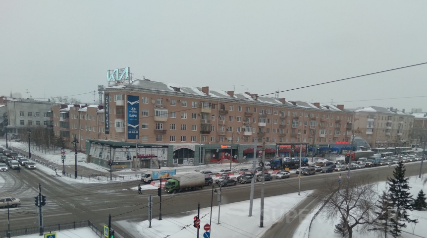 Автоновости Снег, грязь и перекрытый мост: утро в Омске началось с плотных пробок
