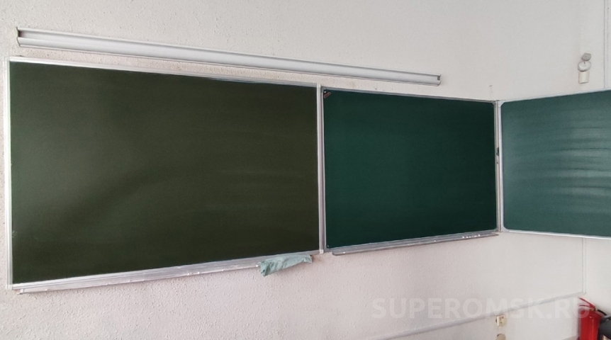 Новости образования Омские школы и детсады после затишья вновь закрывают на карантин