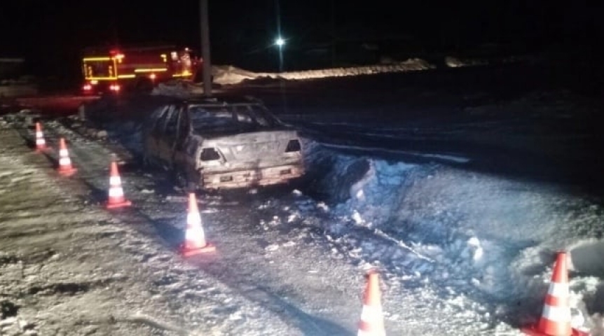 В Омской области водитель сгорел в своем автомобиле В Омской области водитель сгорел в своем автомобиле