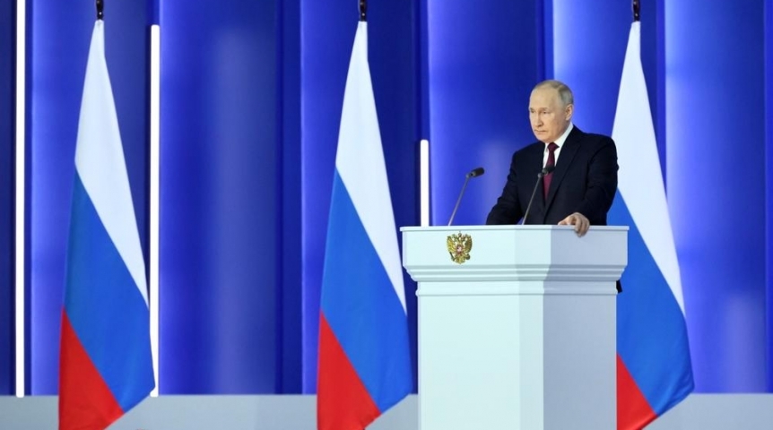Владимир Путин выразил благодарность семье погибшего в ходе СВО омича Владимир Путин выразил благодарность семье погибшего в ходе СВО омича