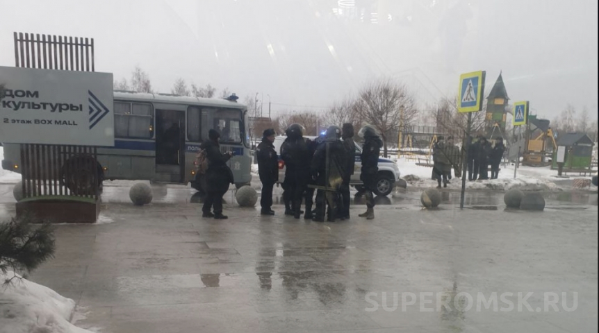 В Омске начались задержания активистов ЧВК «Рёдан» В Омске начались задержания активистов ЧВК «Рёдан»