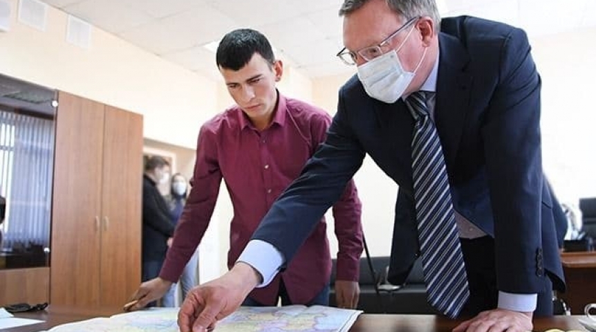 После блокировки «Тик-Тока» омский «блогер с березы» ищет новую работу