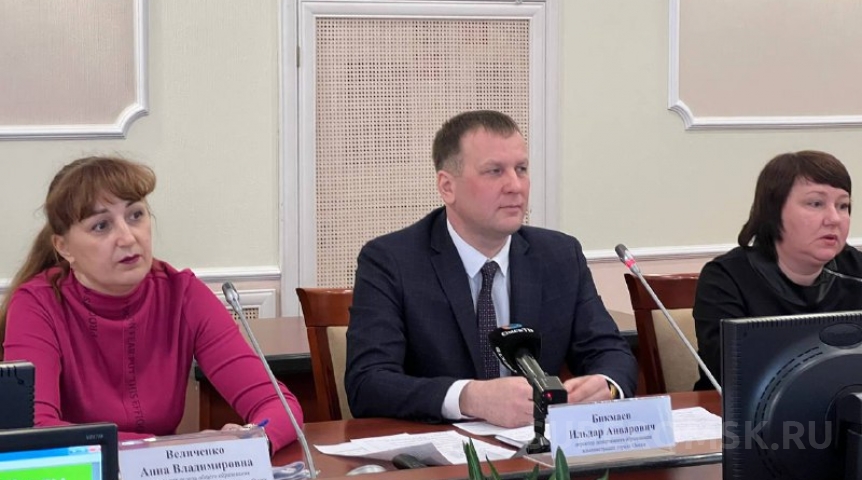Раскрыто число мест для будущих первоклассников в школах Омска в 2023 году