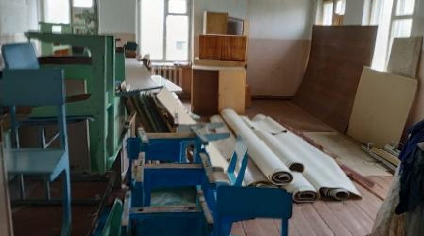 Бизнес-новости В Омской области здание начальной школы распродают на стройматериалы