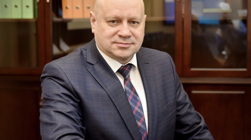 Власть Мэр Омска Шелест высказал позицию по главе региона Хоценко