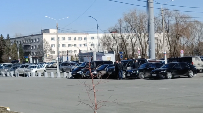 Власть Виталий Хоценко и Александр Бурков прибыли в Омск