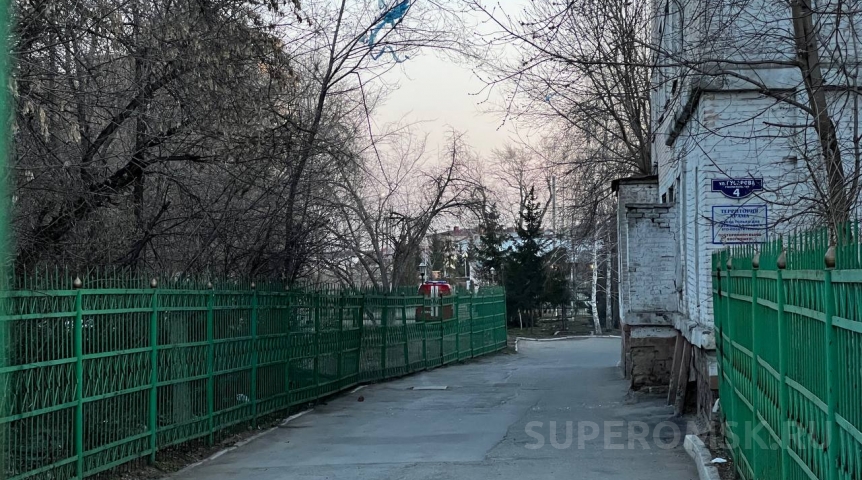 Происшествия в Омске В Омске у «ковидного» госпиталя горело здание