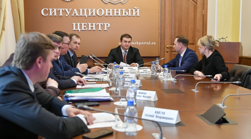 Топ-менеджеры Сибирского Сбера и врио губернатора Омской области обсудили сотрудничество Топ-менеджеры Сибирского Сбера и врио губернатора Омской области обсудили сотрудничество