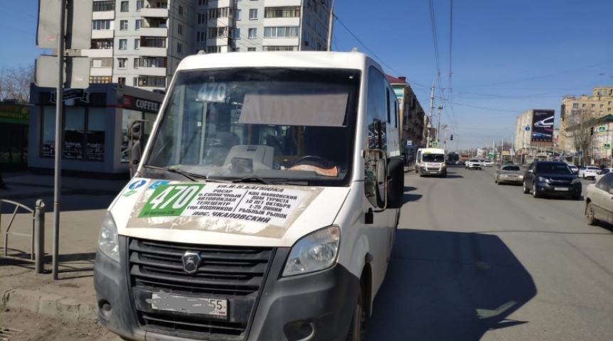 Происшествия в Омске В Омске муниципальная маршрутка досталась водителю без прав