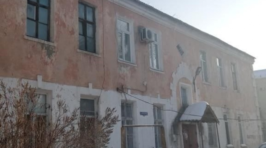 В прокуратуре Омской области показали аварийный дом на Авиационной В прокуратуре Омской области показали аварийный дом на Авиационной