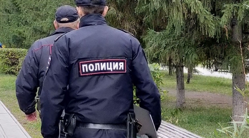 Конфликт молодых омичей у кафе в центре города закончился проломленным черепом Конфликт молодых омичей у кафе в центре города закончился проломленным черепом