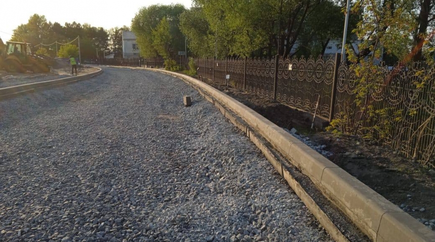 Власть Более 1 000 деревьев и кустарников появятся вдоль новой транспортной развязки у Ленинградского моста в Омске