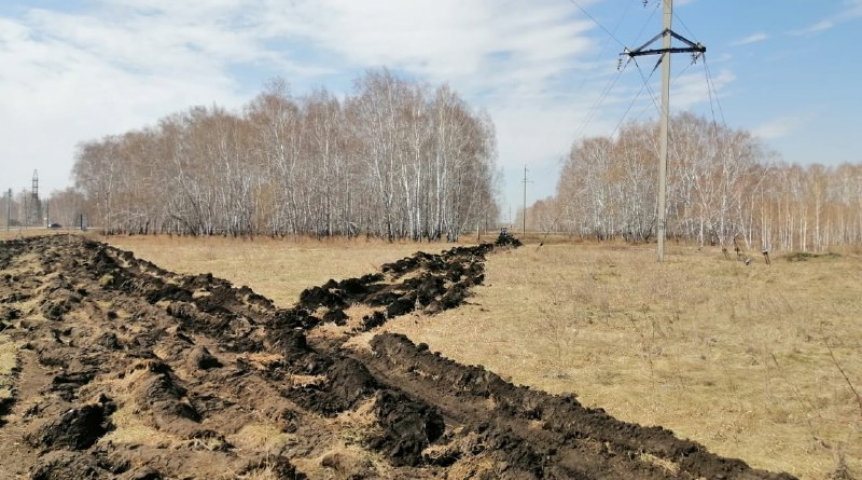 Омск окопали по периметру для защиты от пожаров