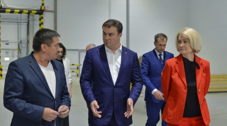 Омск за сутки посетили двое заместителей Мишустина Омск за сутки посетили двое заместителей Мишустина