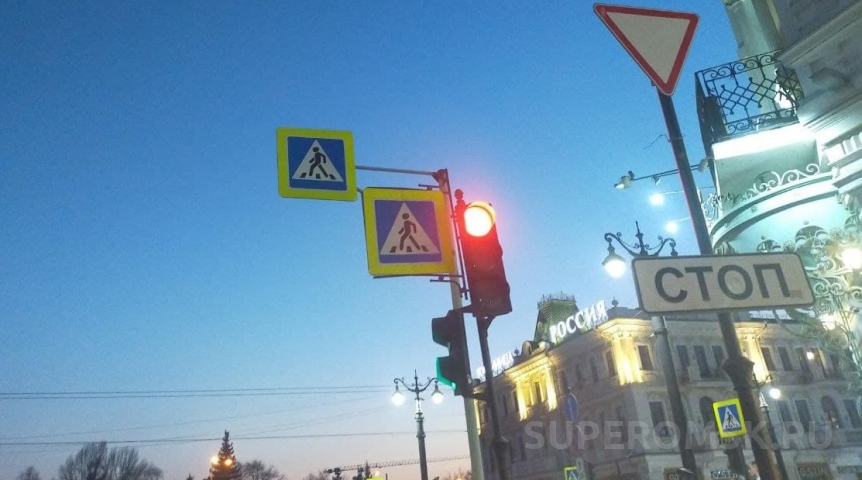 Власть Мэр Омска Шелест анонсировал установку новых 11 светофоров в городе