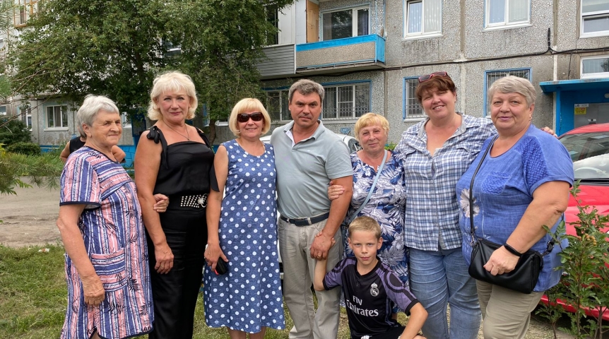 Общество Еще одну спортивную площадку установили в Кордном поселке